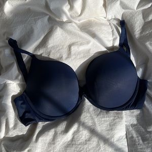 Victorias Secret Perfect Shape convertible navy blue bra